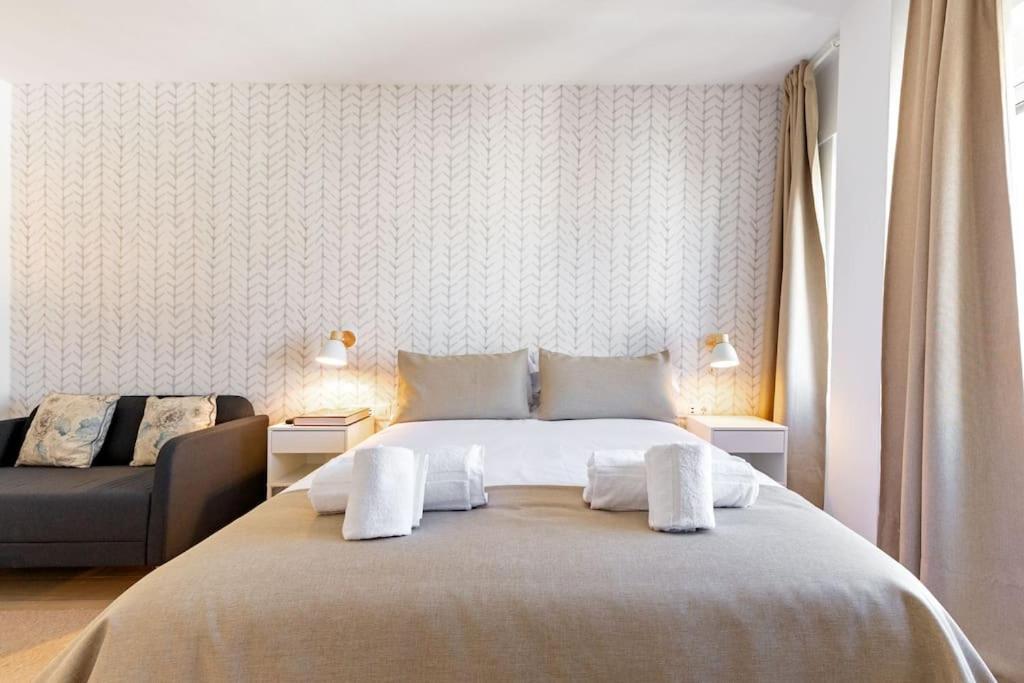 New Suite Reformada Con Excelente Ubicacion เซบีญา ภายนอก รูปภาพ