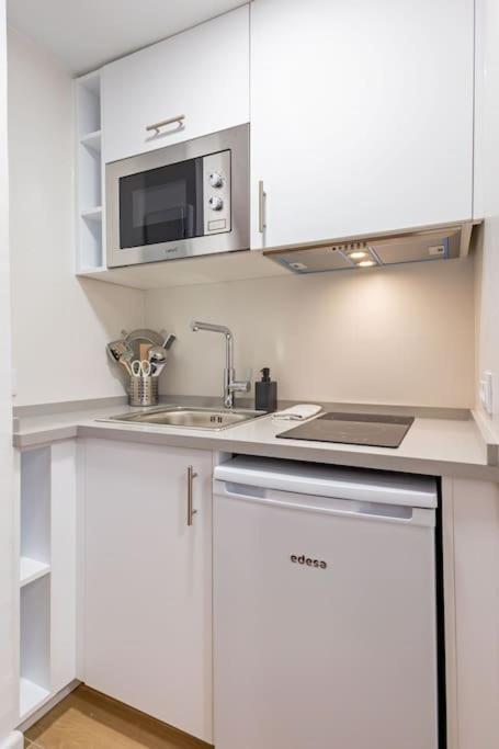New Suite Reformada Con Excelente Ubicacion เซบีญา ภายนอก รูปภาพ